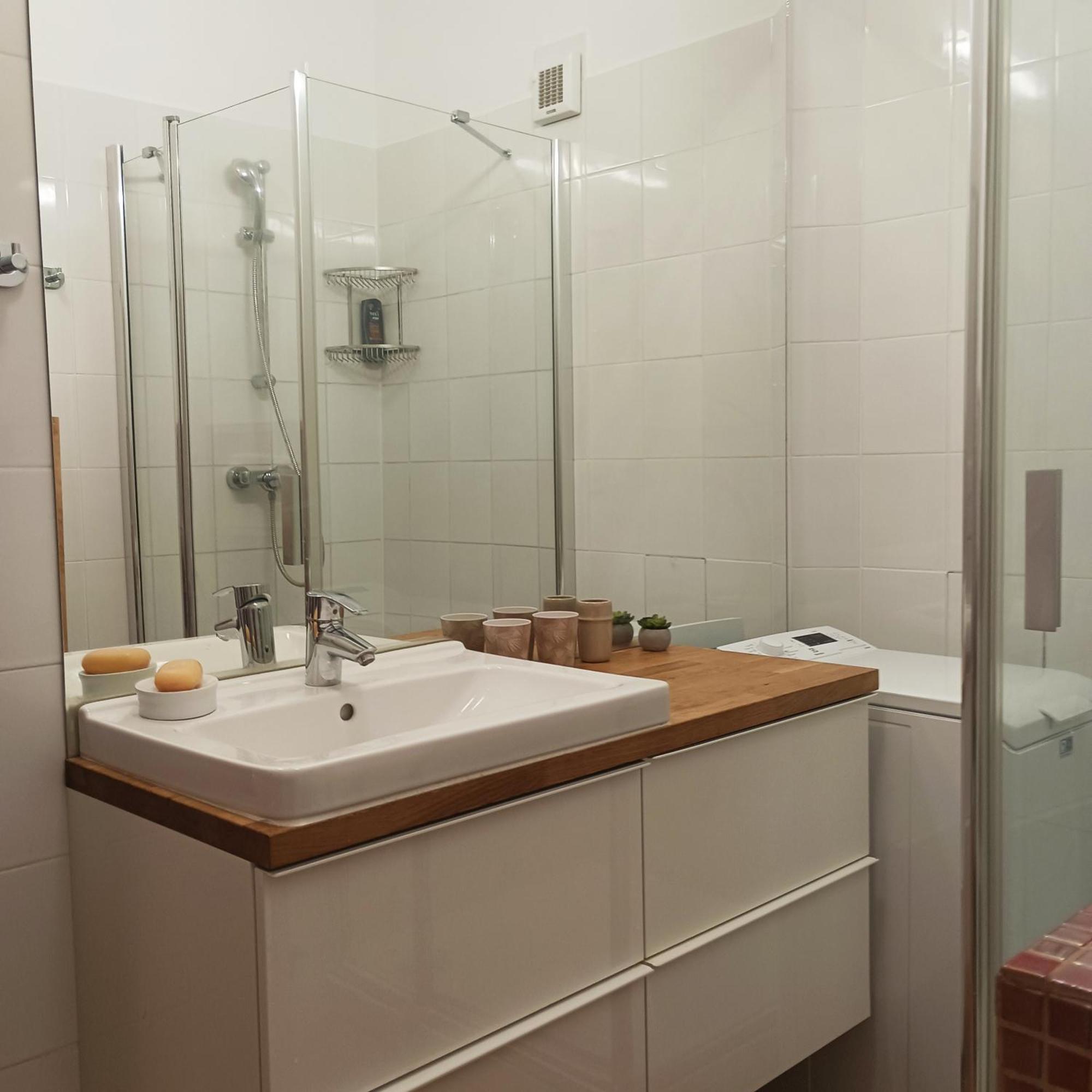 Mona Lisa Apartment Bratislava Eksteriør billede