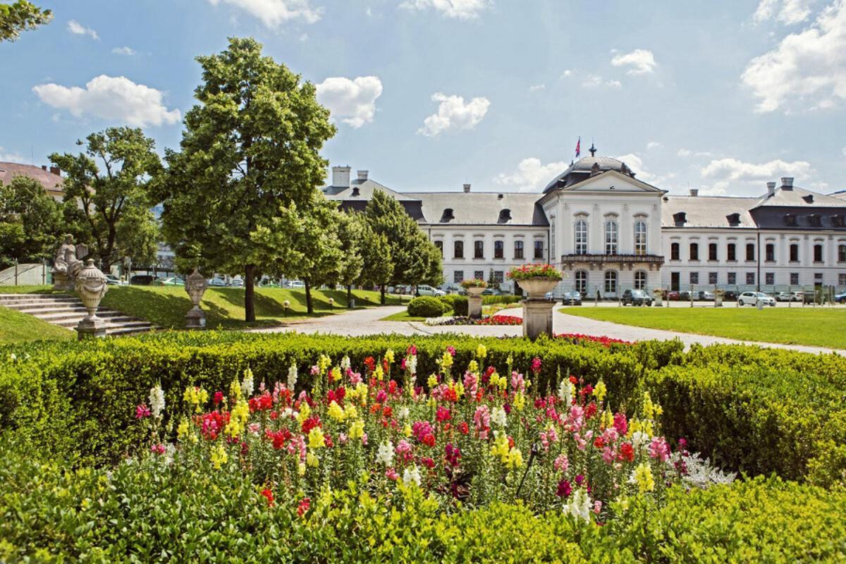Mona Lisa Apartment Bratislava Eksteriør billede